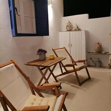 ακρα ουριο * Agios Sostis (Tinos)